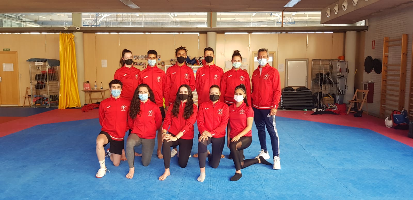 AL BORDE DE LAS MEDALLAS EN COMBATE